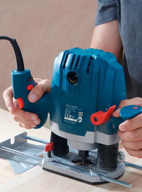 RUTEADORA PROFESSIONAL 1300W GOF 130 BOSCH - Imagen 6