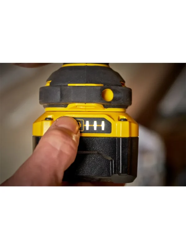 LLAVE DE IMPACTO INALÁMBRICA 12 20 VOLTIOS LITIO 20 vol 2PILA 370 NM SBW920M2K-B3 STANLEY