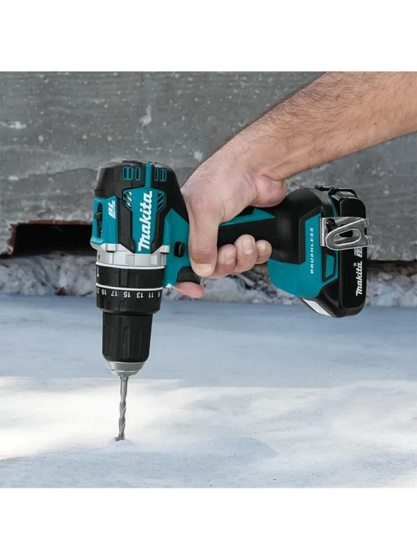TALADRO INALÁMBRICO PERCUTOR 1/2" DHP487Z + PILA 3.0AH + CARGADOR MAKITA