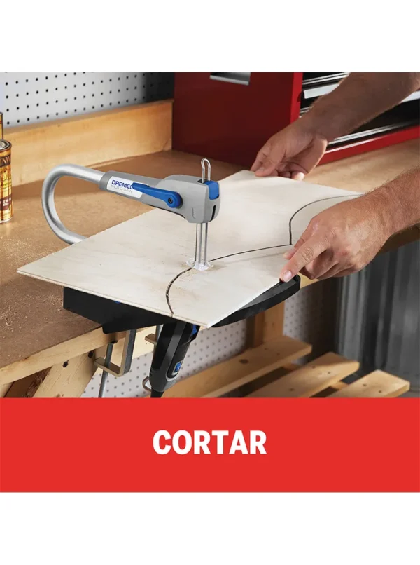 Sierra Caladora Dremel Moto-Saw con 10 Accesorios MS20AA