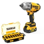 llave de impacto inalámbrica DeWalt DCF900P2 con baterías 5Ah y juego de copas DWMT74737