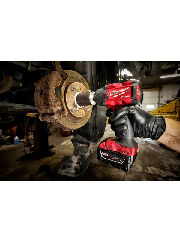 LLAVE INALÁMBRICA IMPACTO 12 2 PILA + GARGADOR MILWAUKEE 2962-22R