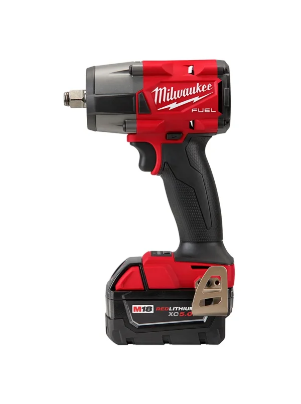 LLAVE INALÁMBRICA IMPACTO 12 2 PILA + GARGADOR MILWAUKEE 2962-22R