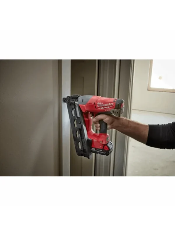 PUNTILLADORA INALÁMBRICA MILWAUKEE 2742-21CT