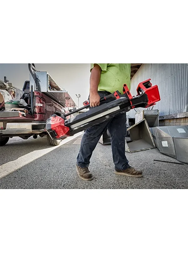 TORRE DE LUZ M18V MILWAUKEE 2136-20