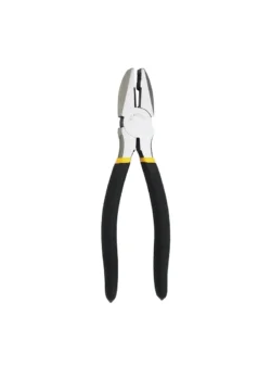Alicate electricista universal Stanley de 7 pulgadas con acabado negro para corte, sujeción y doblado de cables.