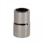 Llave copa corta estriada de 12 puntos Stanley de 13/16" con encastre de 1/2 pulgada para ajuste de tornillos y tuercas en trabajos mecánicos.