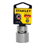 Llave copa estriada Stanley 4-88-796 de 24 mm con diseño de 12 puntos y encastre de 1/2 pulgada para trabajos mecánicos.