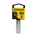 Llave copa larga hexagonal Stanley de 11 mm con encastre de 3/8 pulgada para ajuste de tornillos y tuercas en trabajos mecánicos.