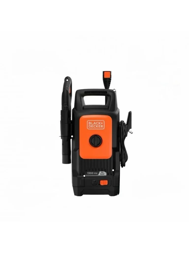 Hidrolavadora compacta Black + Decker BEPW1300-B3 de 1300 PSI para limpieza de vehículos, pisos y superficies exteriores.