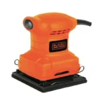 Lijadora de palma Black + Decker BS200-B3 para lijado de superficies de madera y otros materiales.