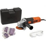 Pulidora mini Black + Decker G720XK-B3 de 920W y 4.1/2 pulgadas con gafas y guantes para corte, desbaste y pulido.