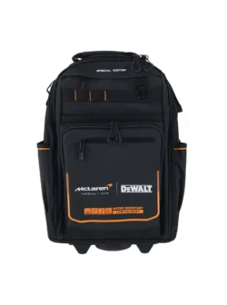 Mochila negra DEWALT x McLaren F1 con asa telescópica y ruedas para transportar herramientas