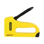 Grapadora manual Stanley TR35 tipo liviano para trabajos de fijación.